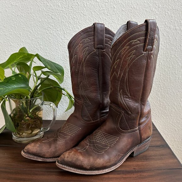 Frye Shoes - Frye Women's Billy Pull On Cowgirl Boot, Brown, Size 8.5